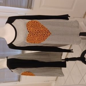 4/$40 New Gray & Black, Leopard Print Heart Long Sleeve Tee - Size 3XL (US18)